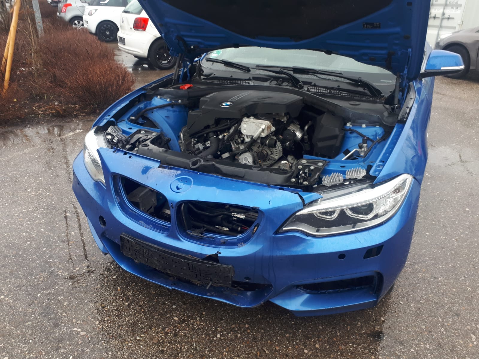 BMW F22 220i M Uszkodzony przód